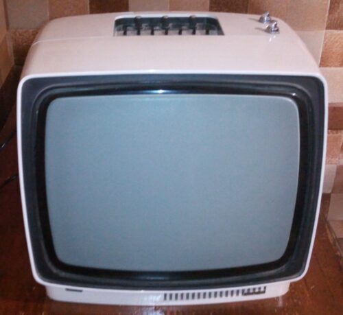 Vendo tv bianca vintage